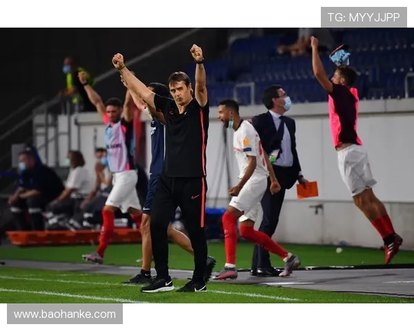 洛佩特吉战术体系分析：现代足球进攻与防守平衡的新定义