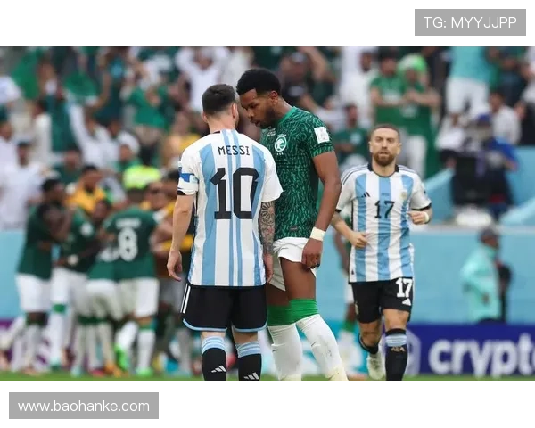 足球巨星的传奇背后：鲜为人知的故事与轶事展现球员丰富人生