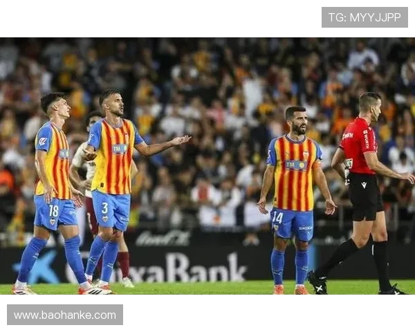 瓦伦西亚:传统豪门地位下滑,是否面临长期竞争力考验 瓦伦西亚:传统豪门地位下滑,是否面临长期竞争力考验