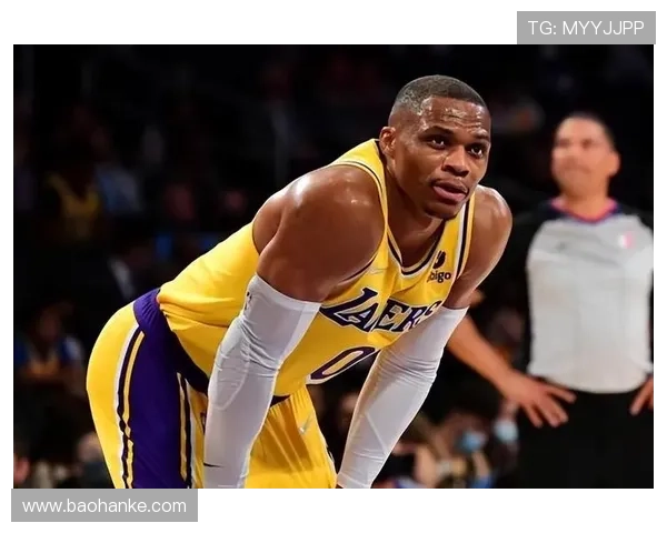 拉塞尔·威斯布鲁克突破发动节奏提升球队反击效率明显